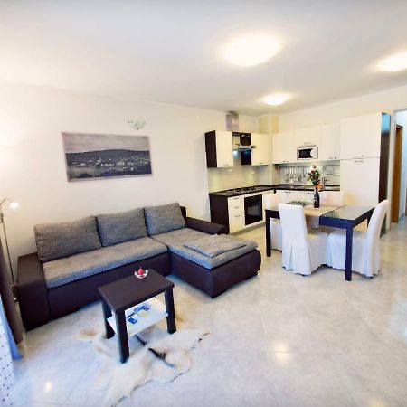 Apartmani Fortuna Zlarin Extérieur photo
